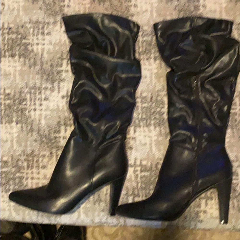 High heel boots